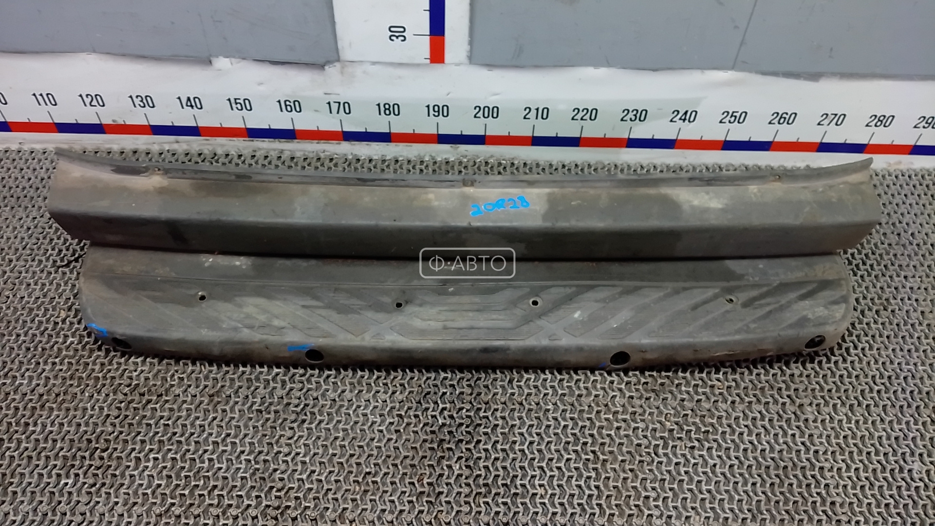 Бампер задний