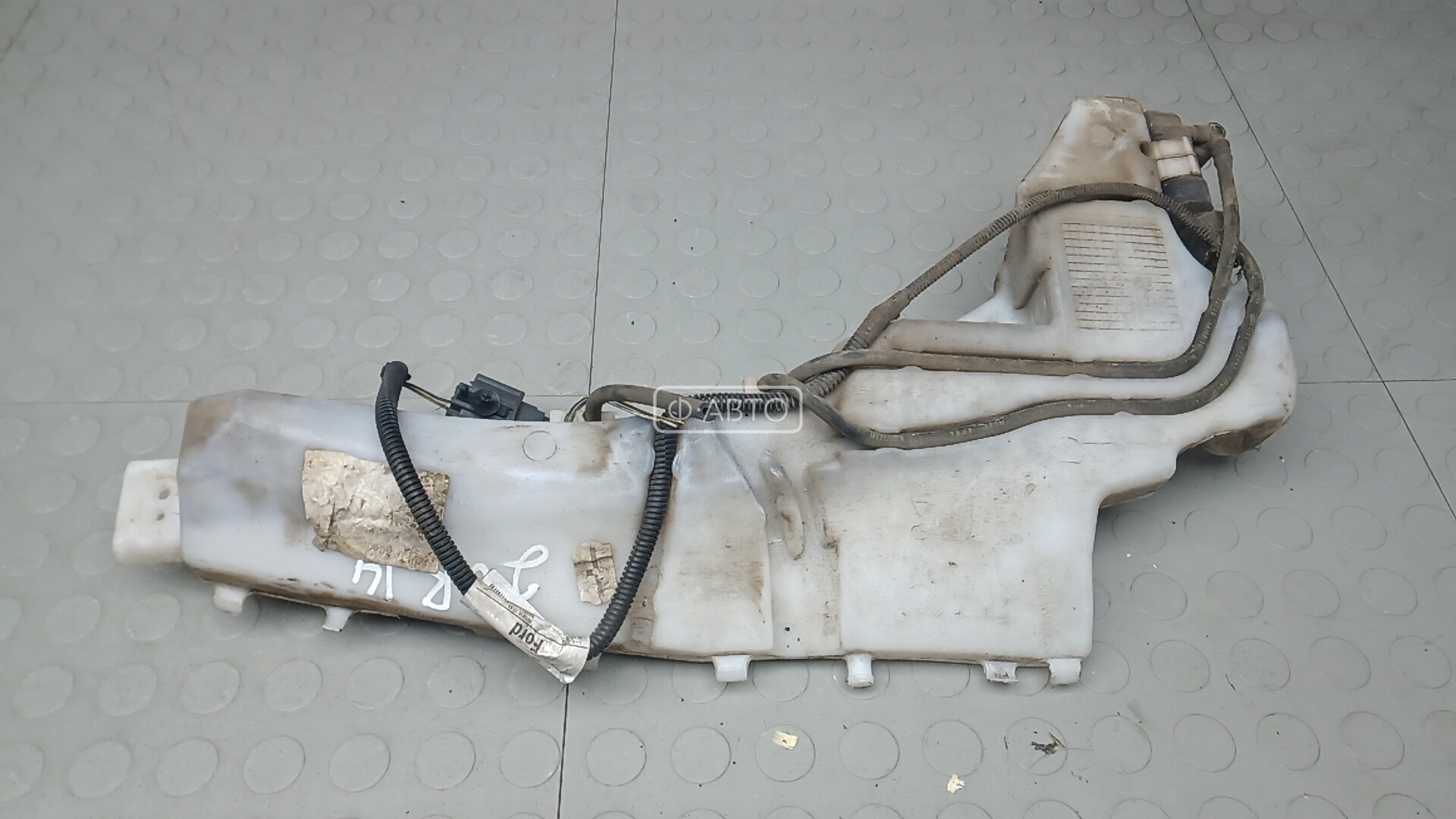 Бачок омывателя