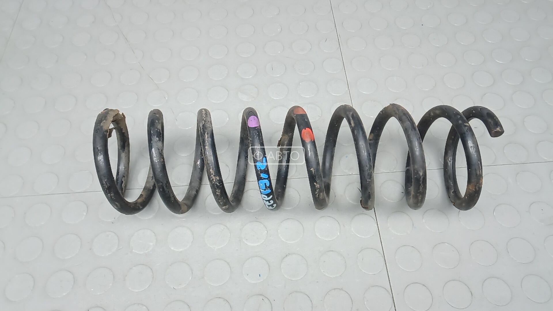 Пружина задняя