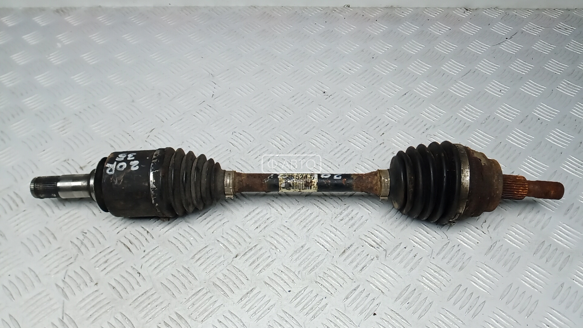 Привод передний левый