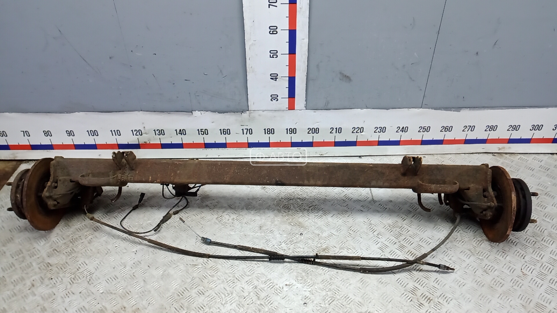 Балка задняя