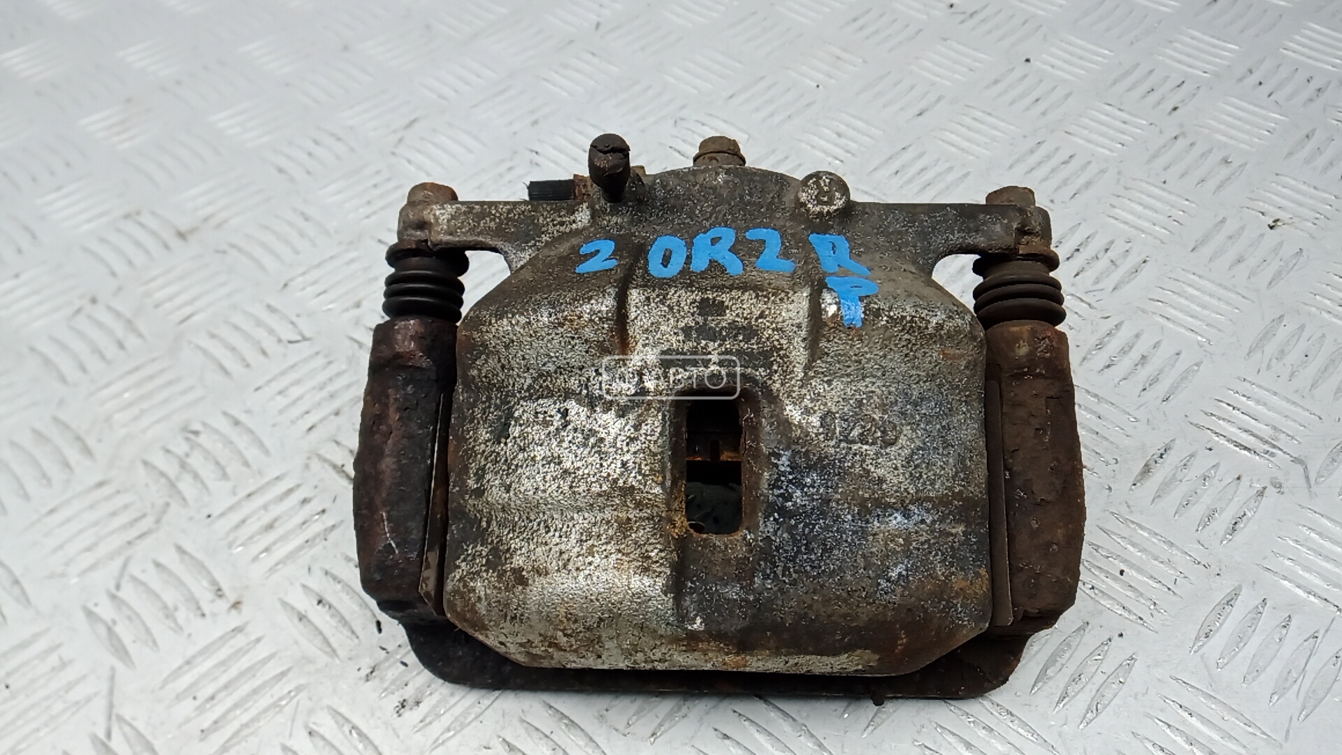 Суппорт тормозной передний правый