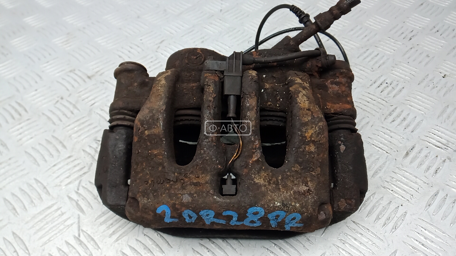 Суппорт тормозной передний правый