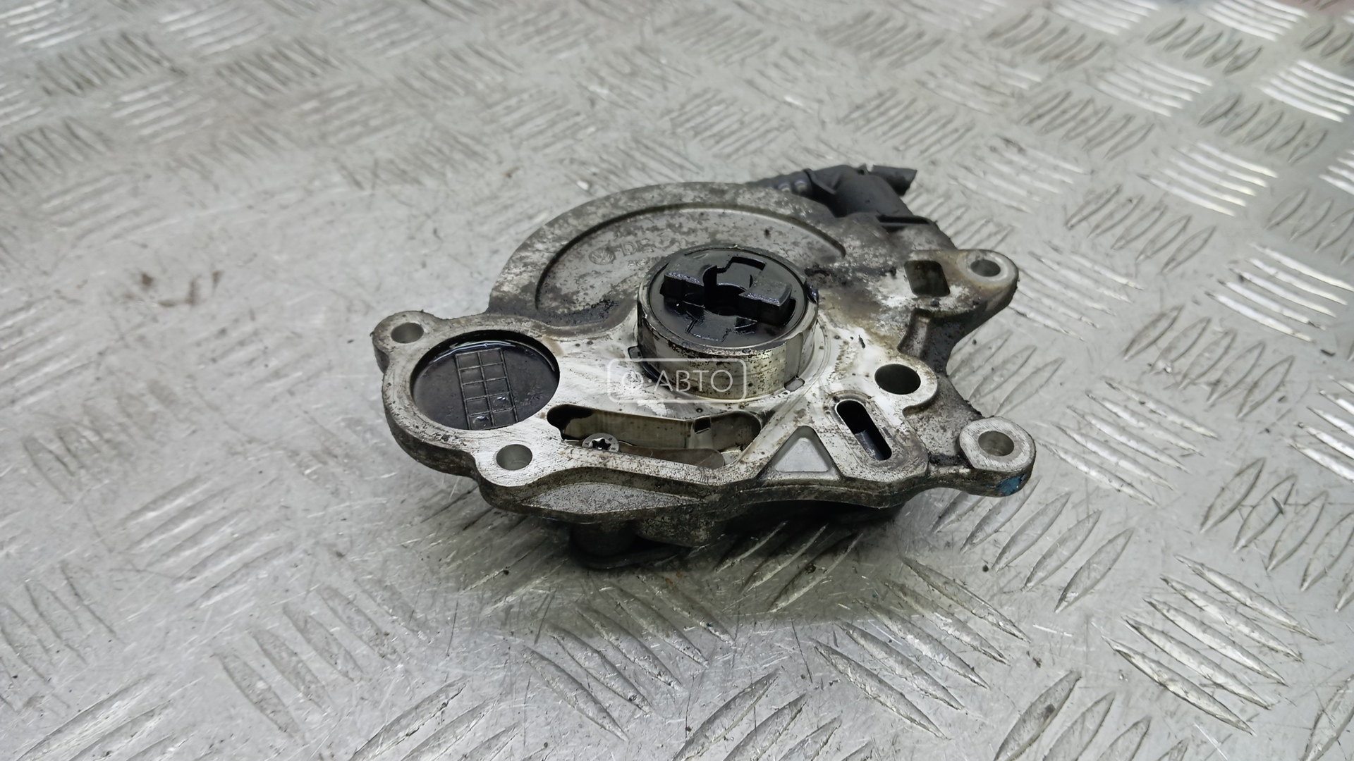 Насос вакуумный