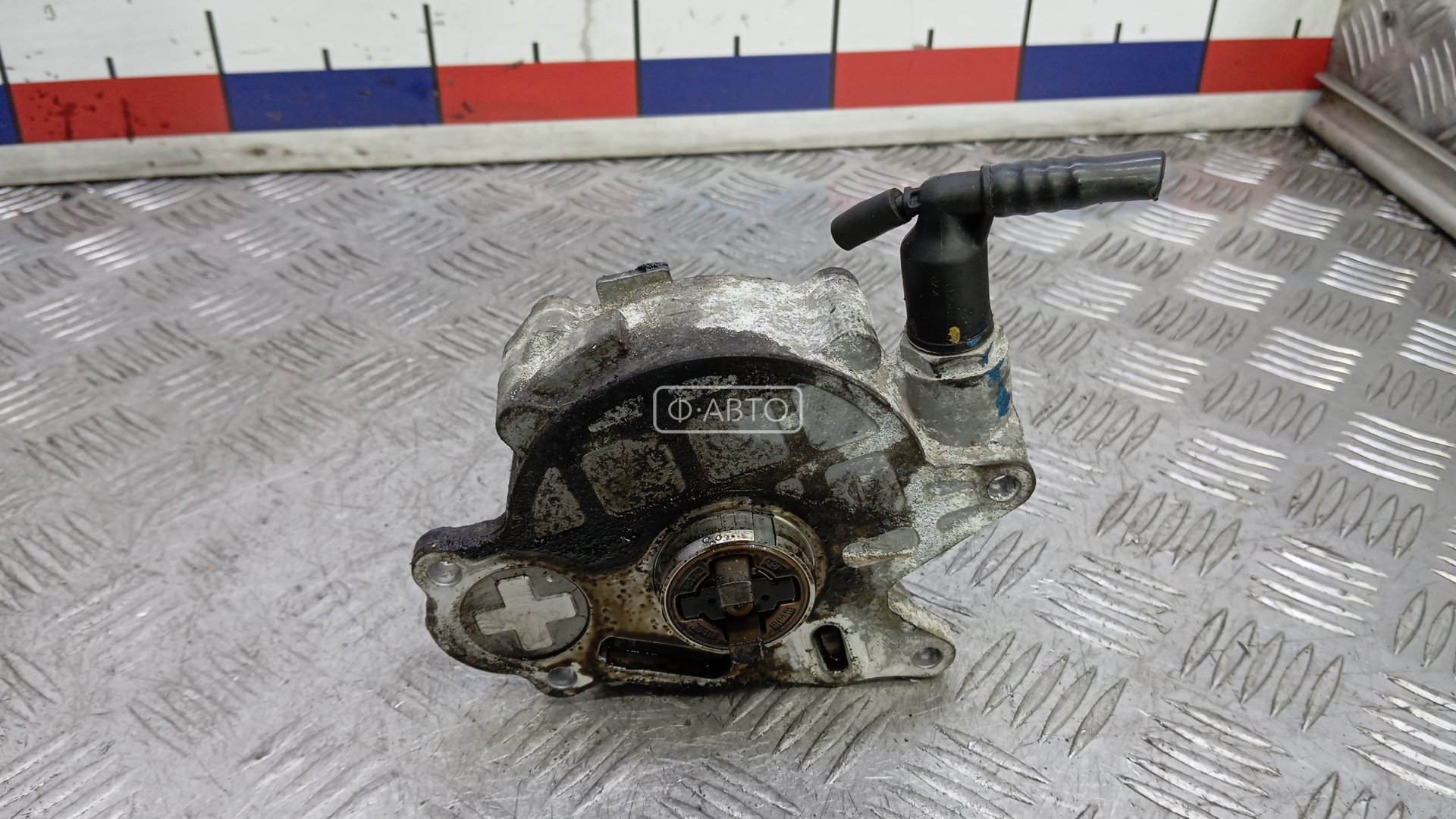 Насос вакуумный