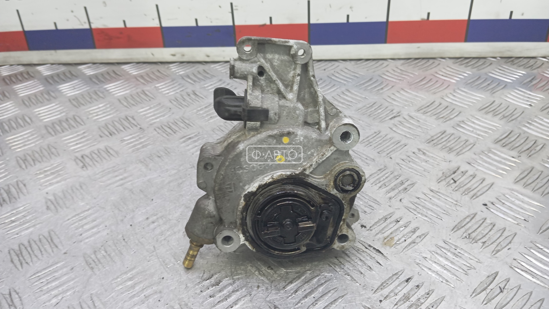 Насос вакуумный