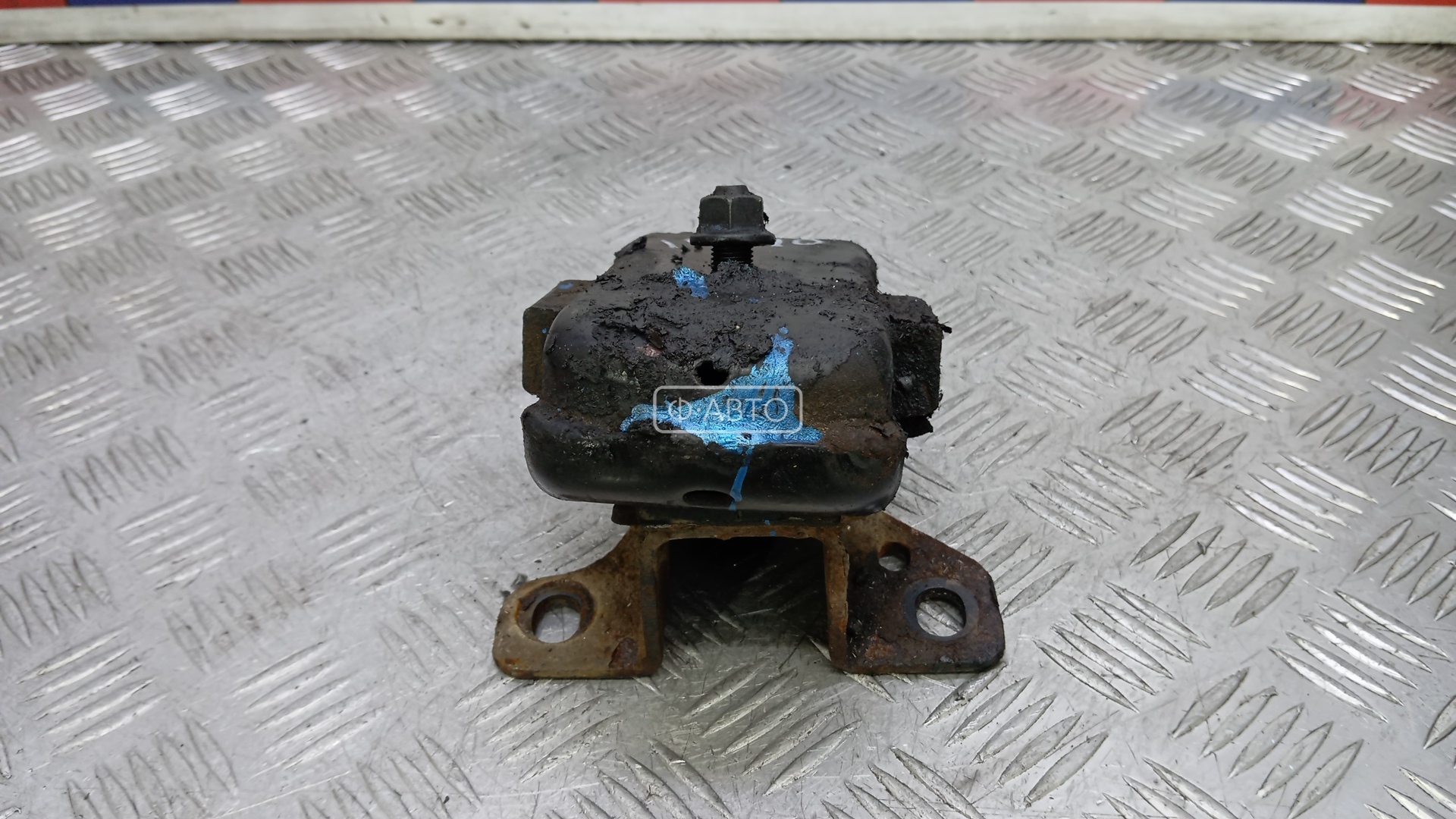 Подушка двигателя дизельная