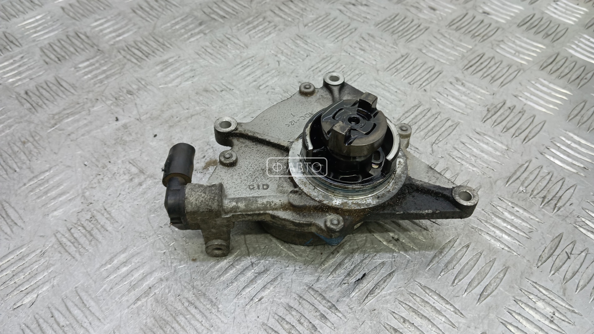 Насос вакуумный