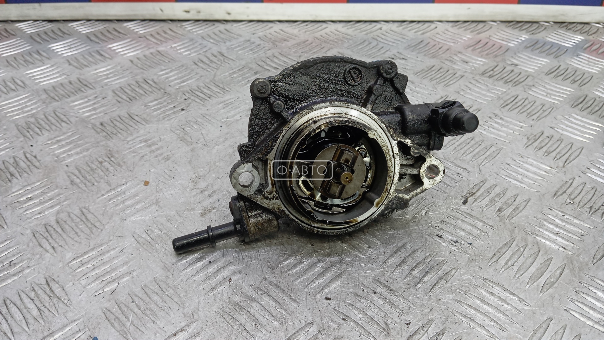 Насос вакуумный