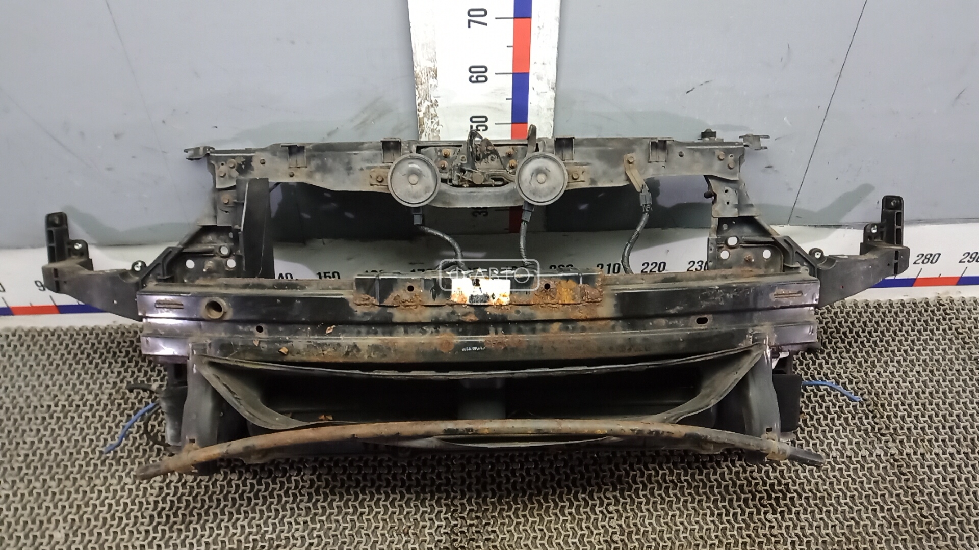 Передняя панель крепления облицовки (телевизор)