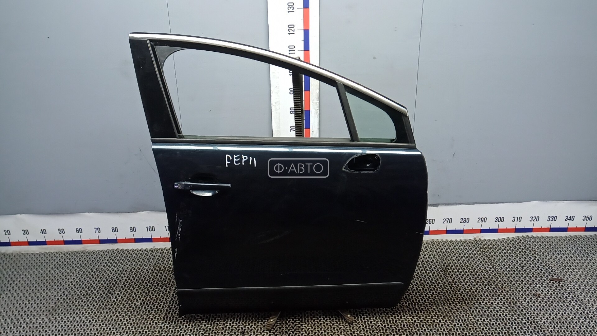 Дверь передняя правая