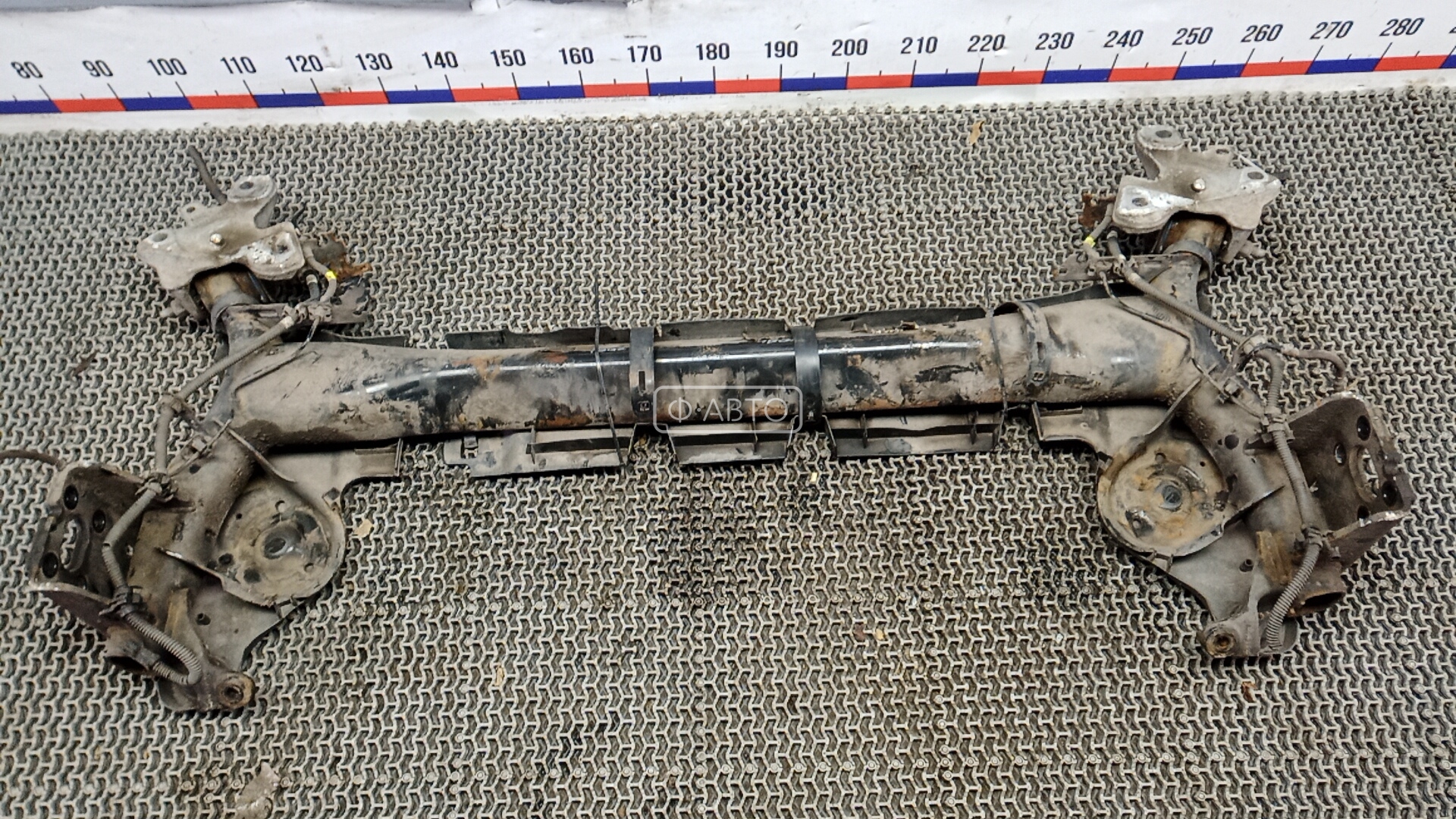 Балка задняя