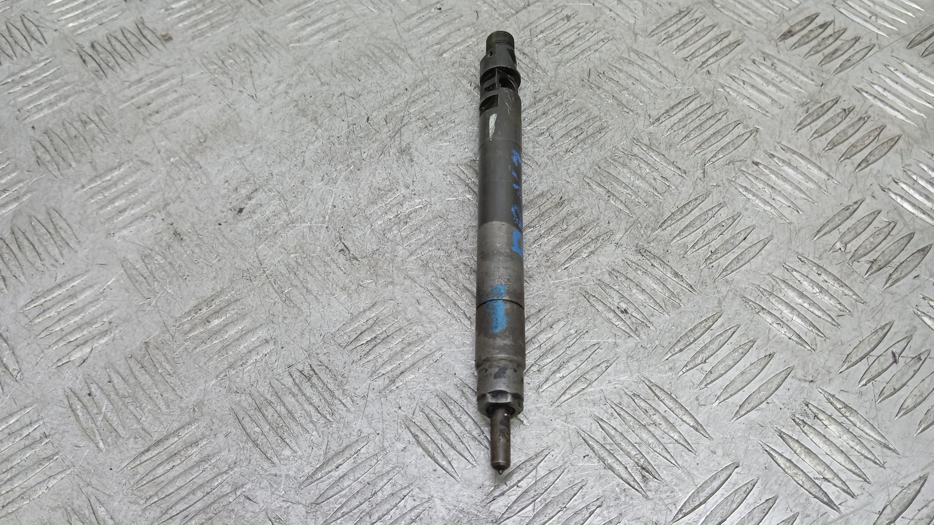 Форсунка дизельная PEUGEOT 3008 1