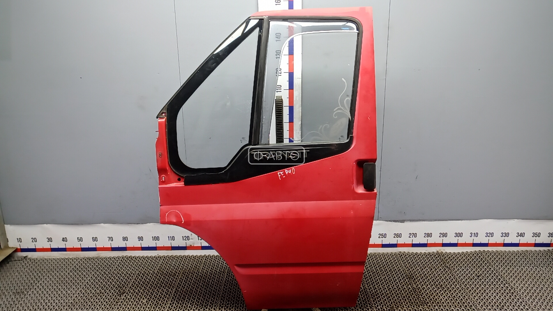 Дверь передняя левая