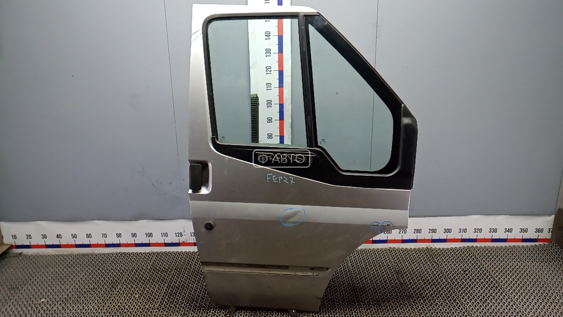 Дверь передняя правая