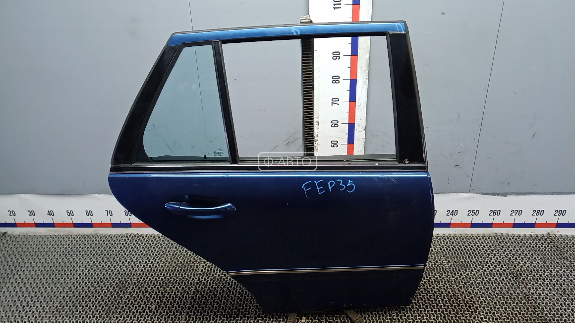 Дверь задняя правая