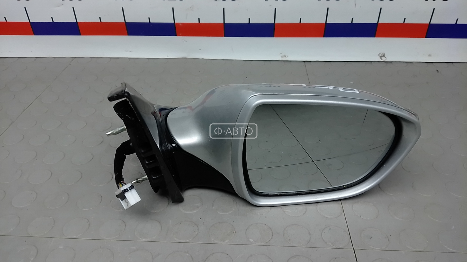 Зеркало наружное правое