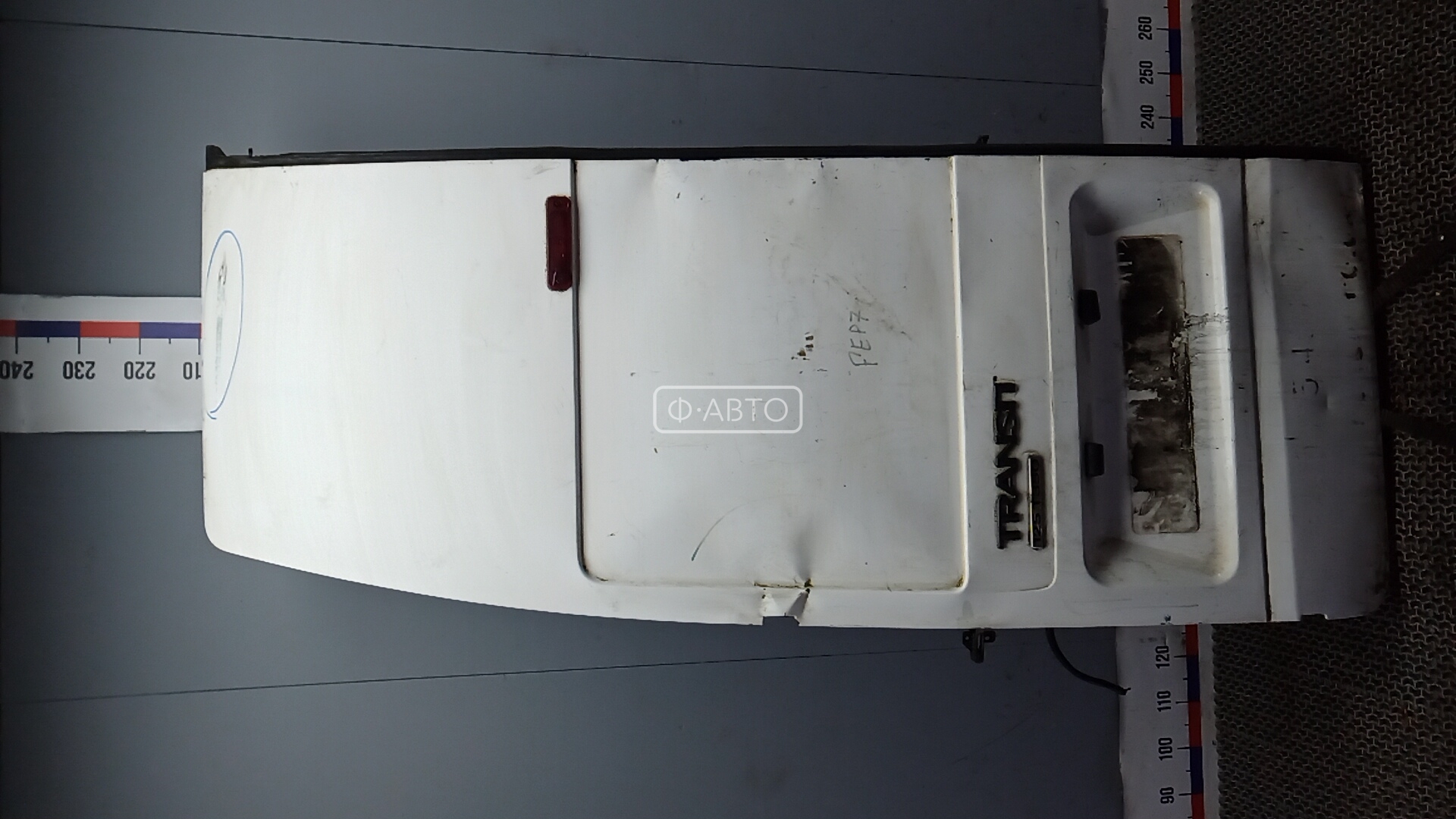 Дверь распашная левая