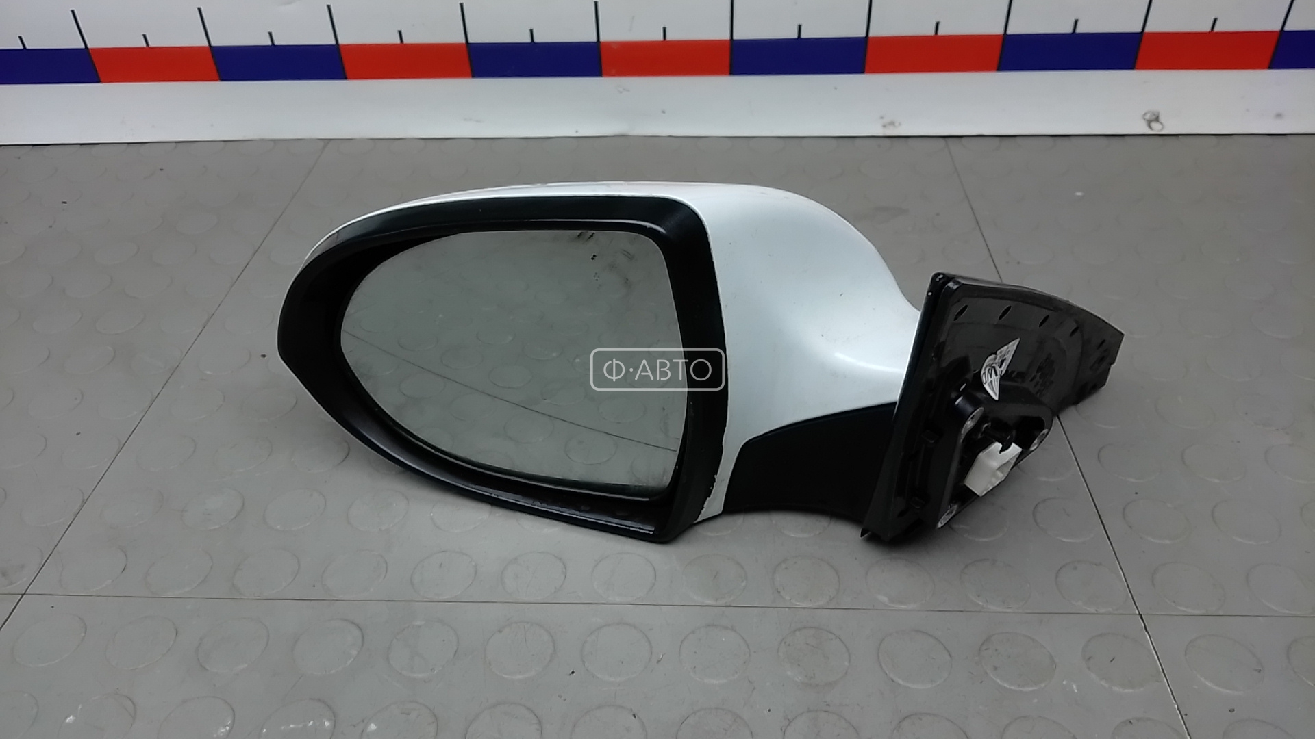 Зеркало наружное левое