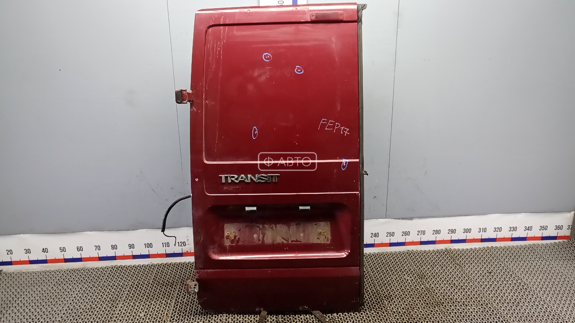 Дверь распашная левая