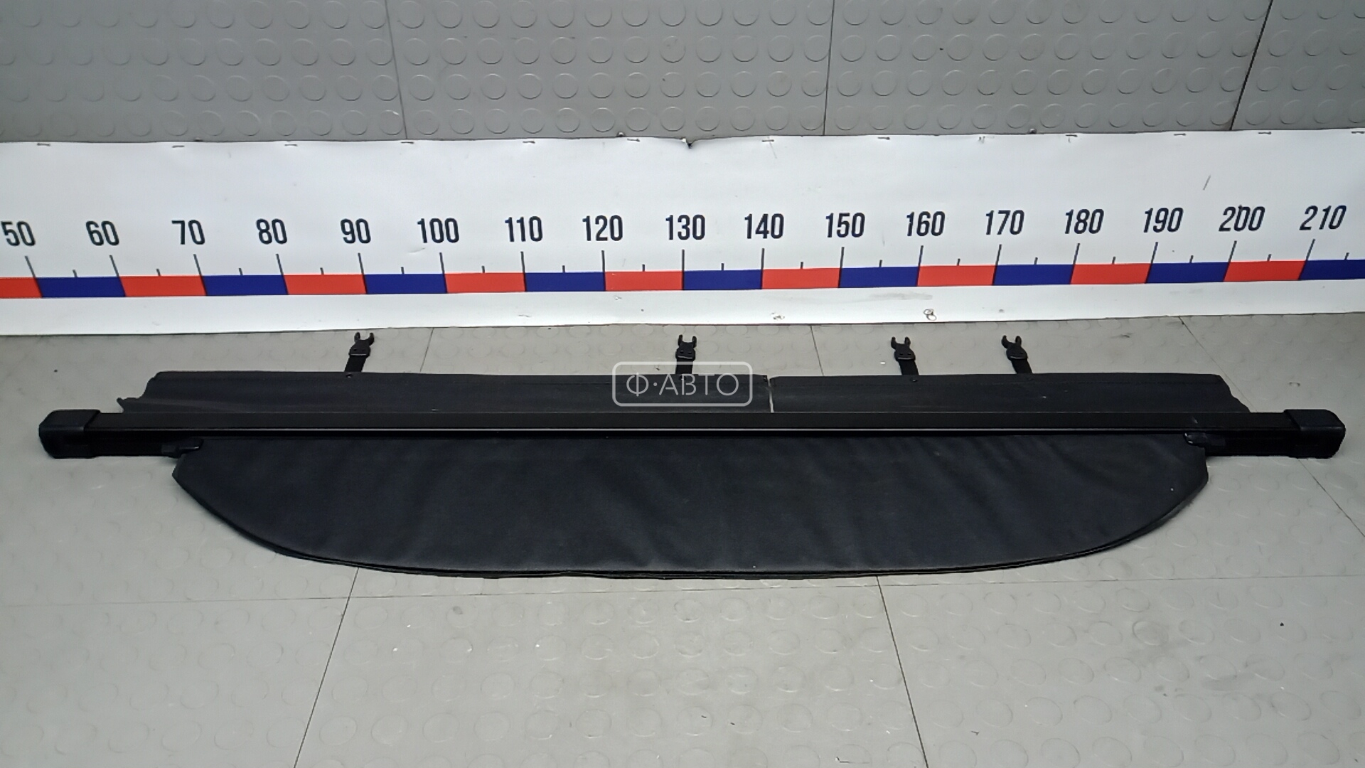 Шторка багажника