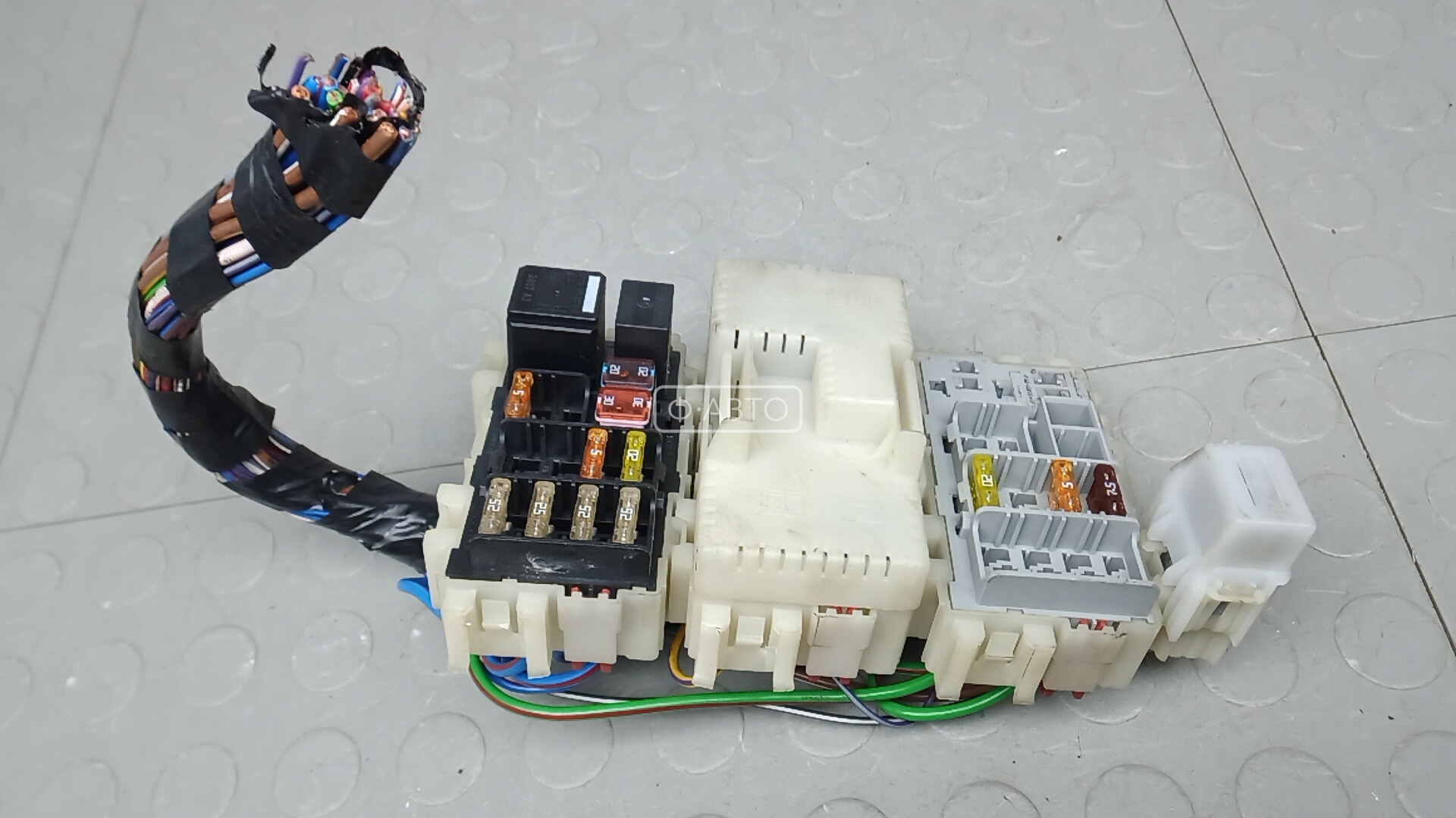 Блок предохранителей