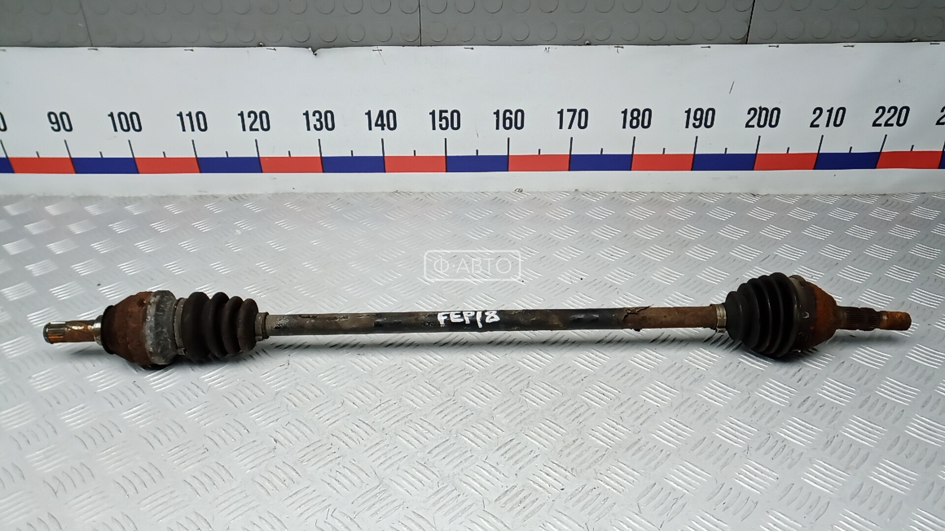 Привод передний правый