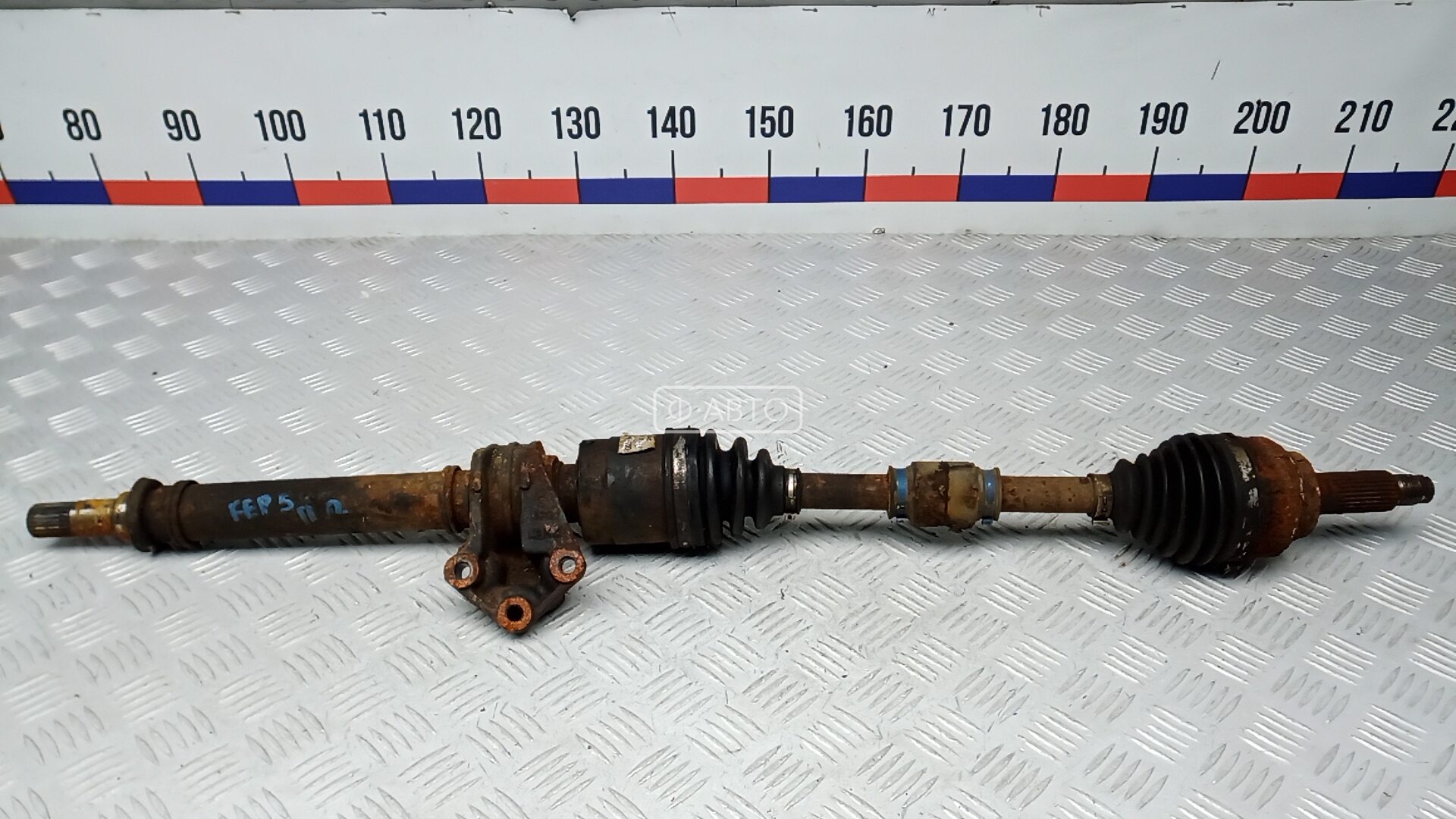 Привод передний правый