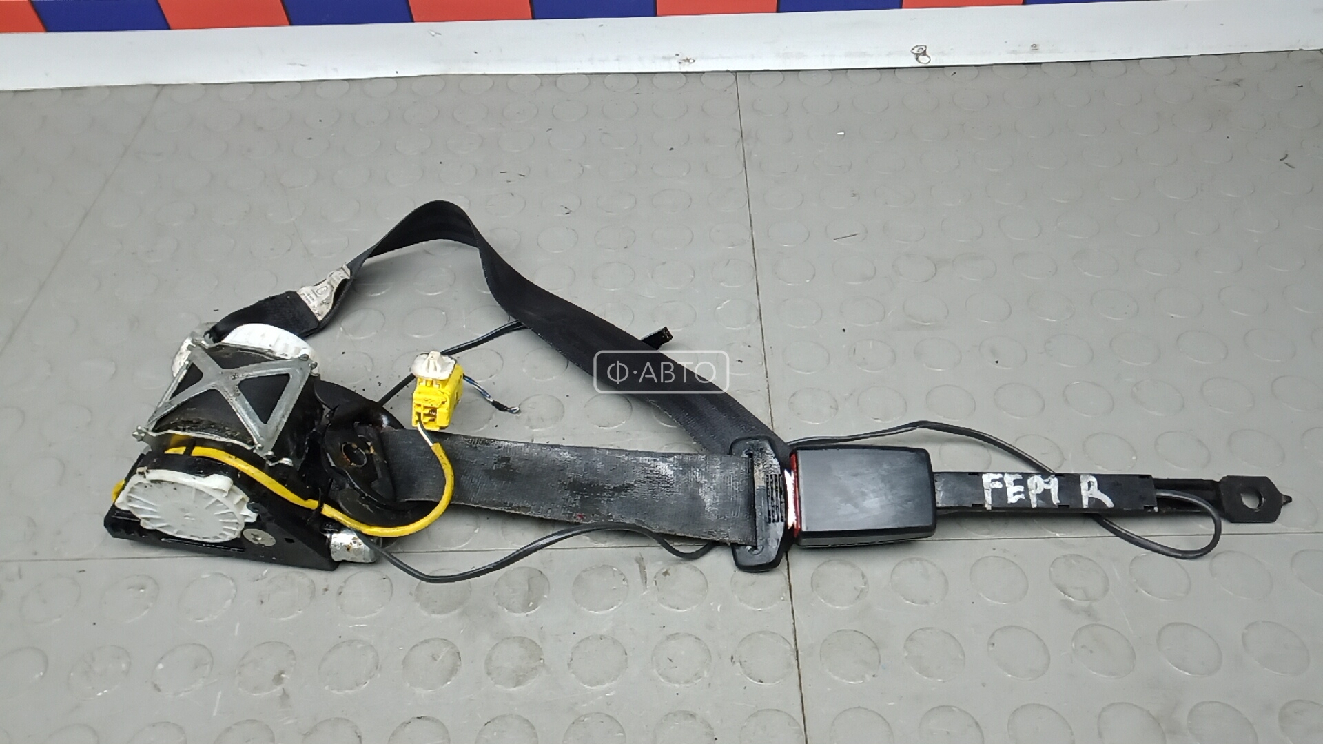 Ремень безопасности с пиропатроном сиденья переднего