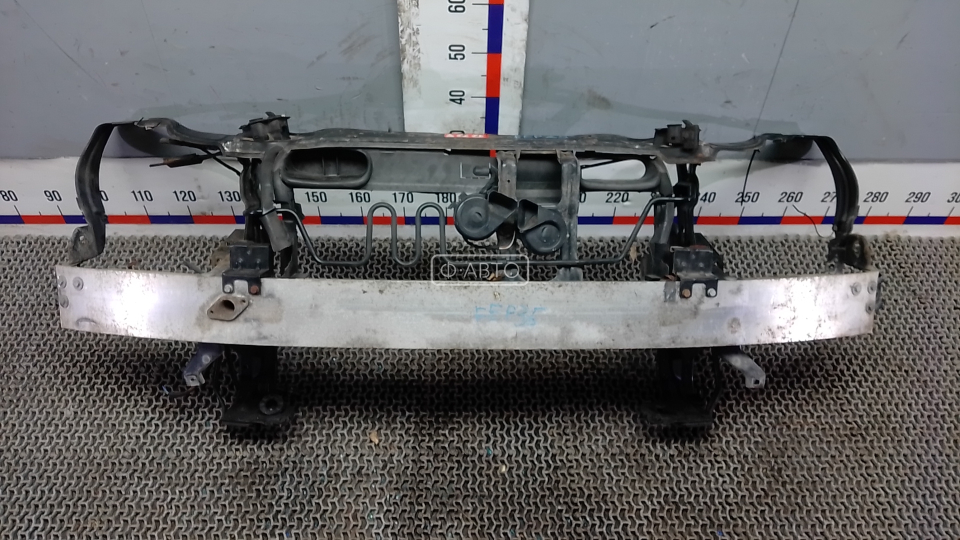 Передняя панель крепления облицовки (телевизор)