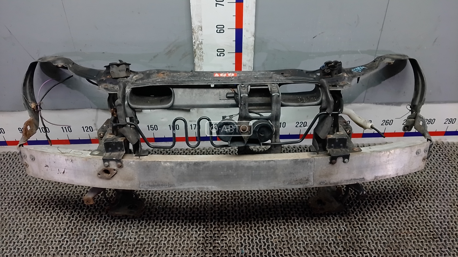 Передняя панель крепления облицовки (телевизор)