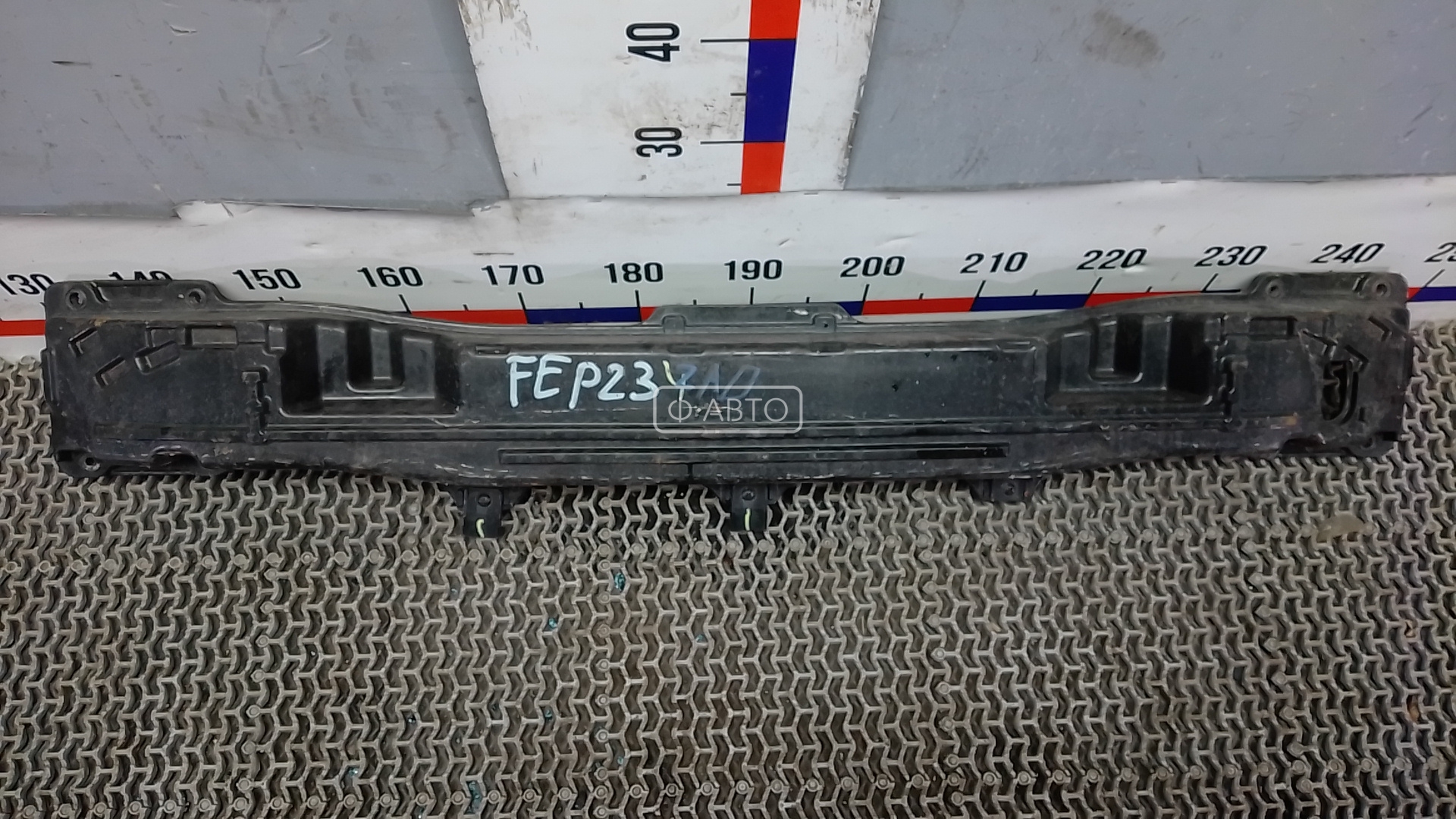 Усилитель бампера задний