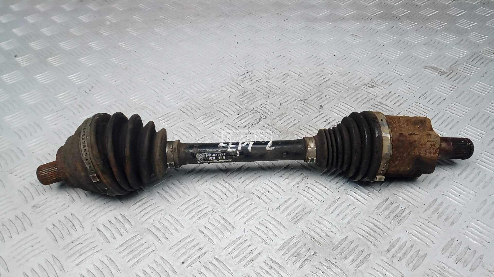 Привод передний левый