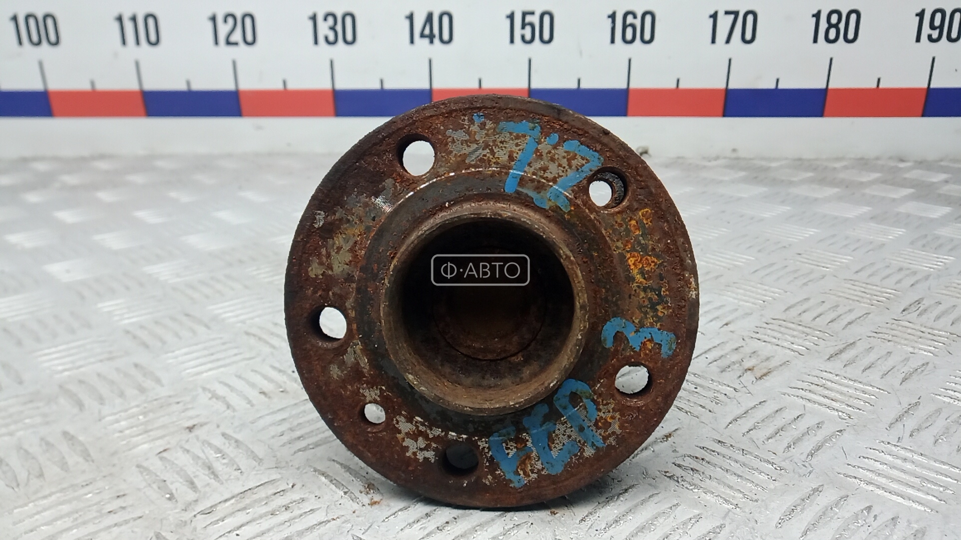 Ступица задняя левая