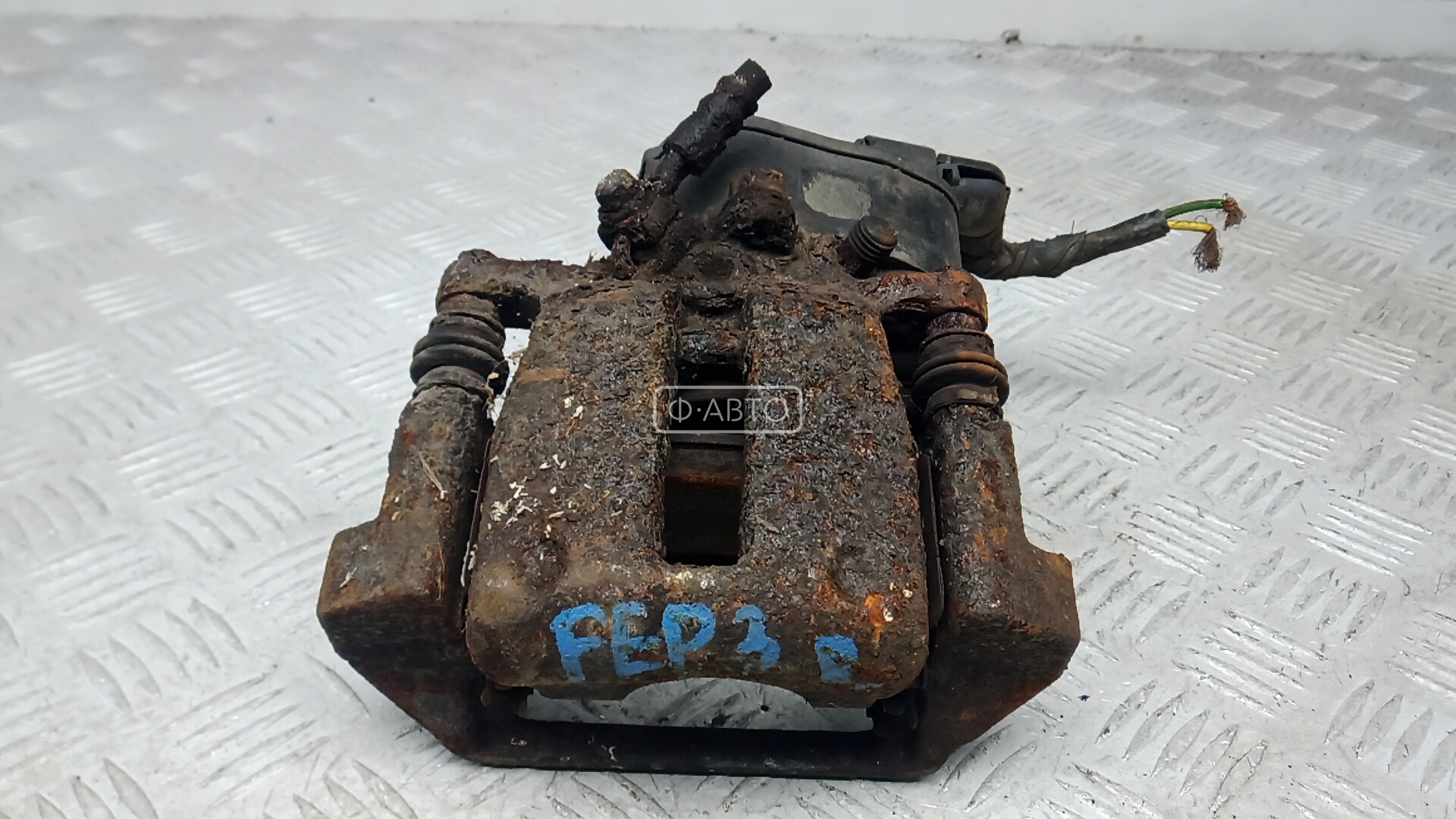 Суппорт тормозной задний правый