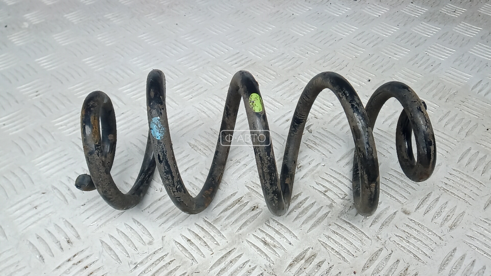 Пружина задняя