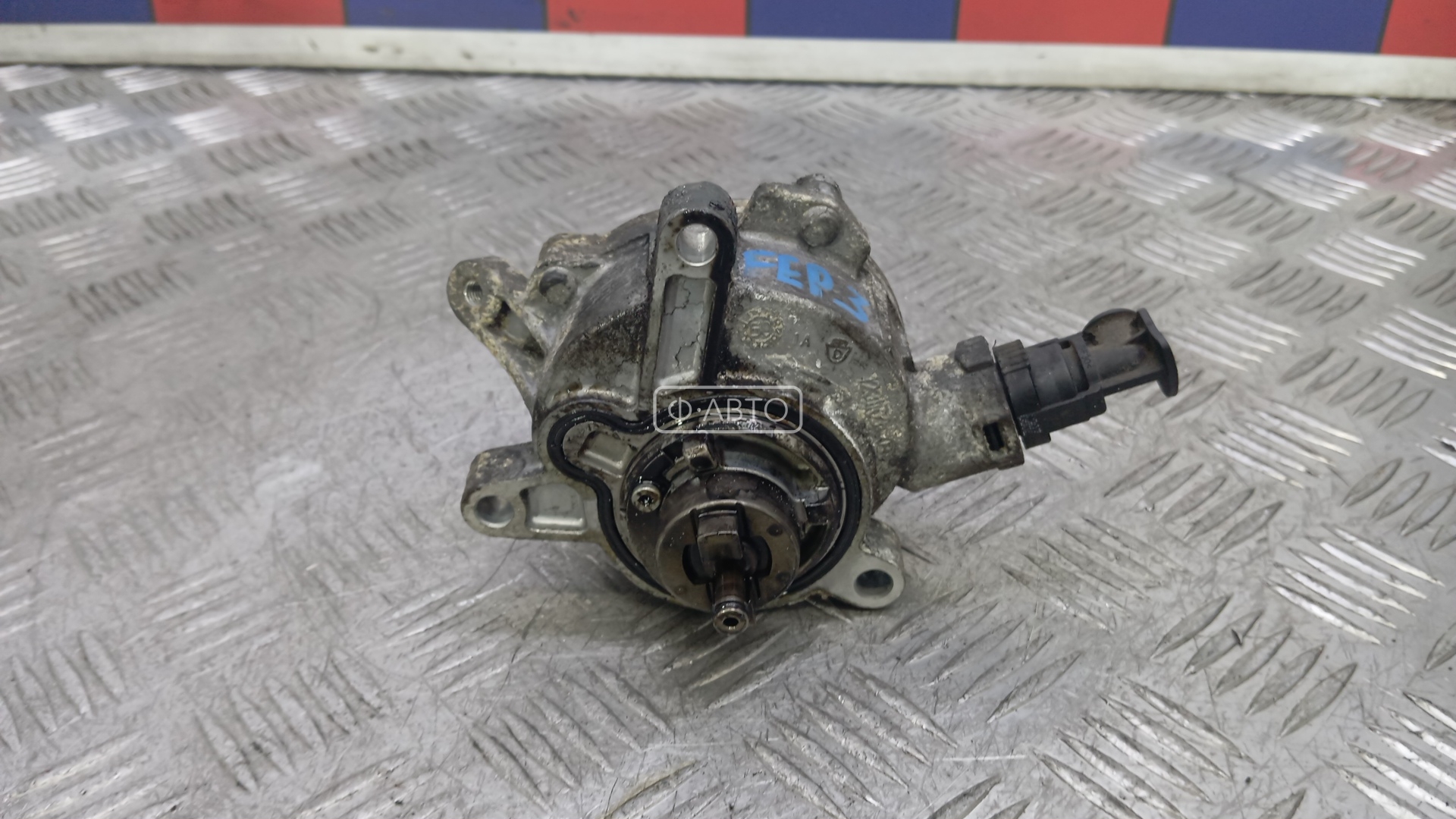 Насос вакуумный