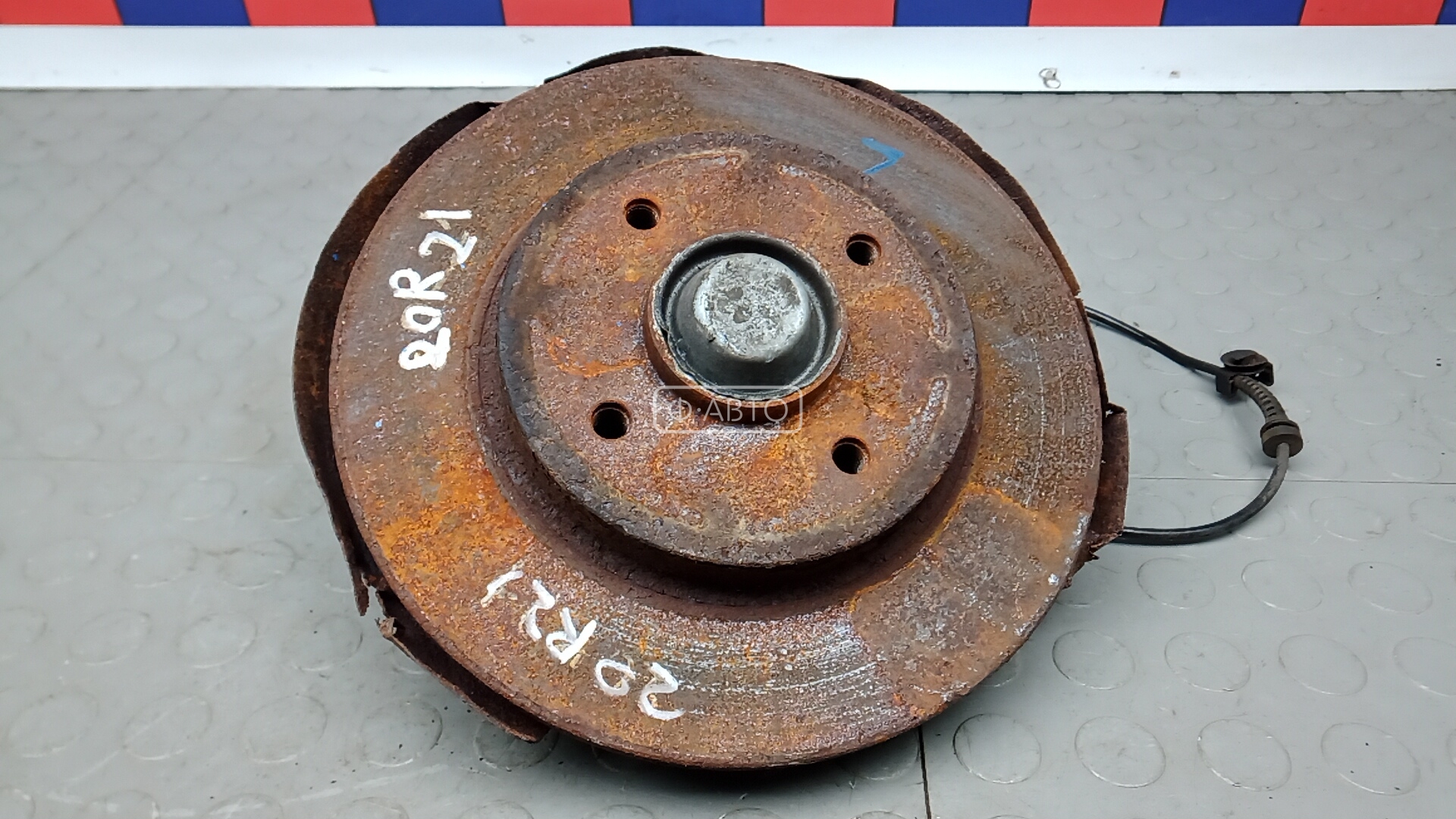 Ступица задняя левая
