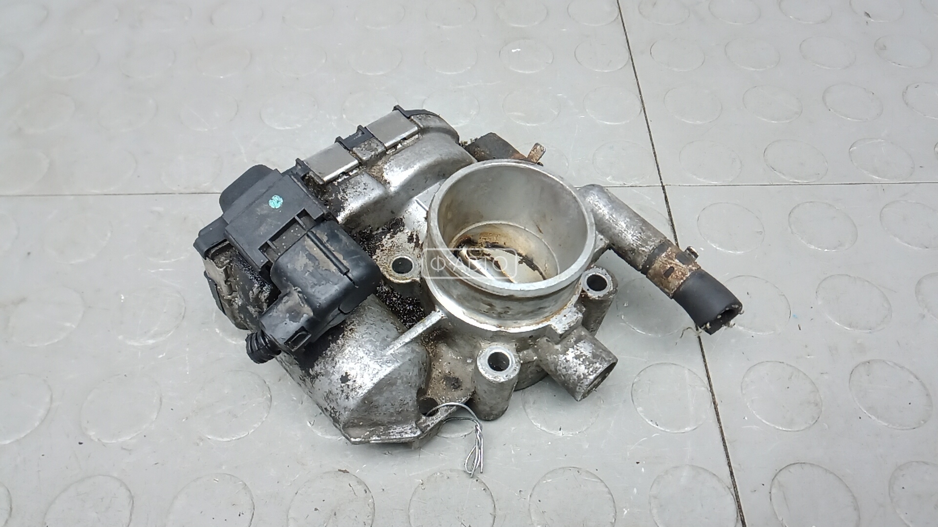 Дроссельная заслонка бензиновая