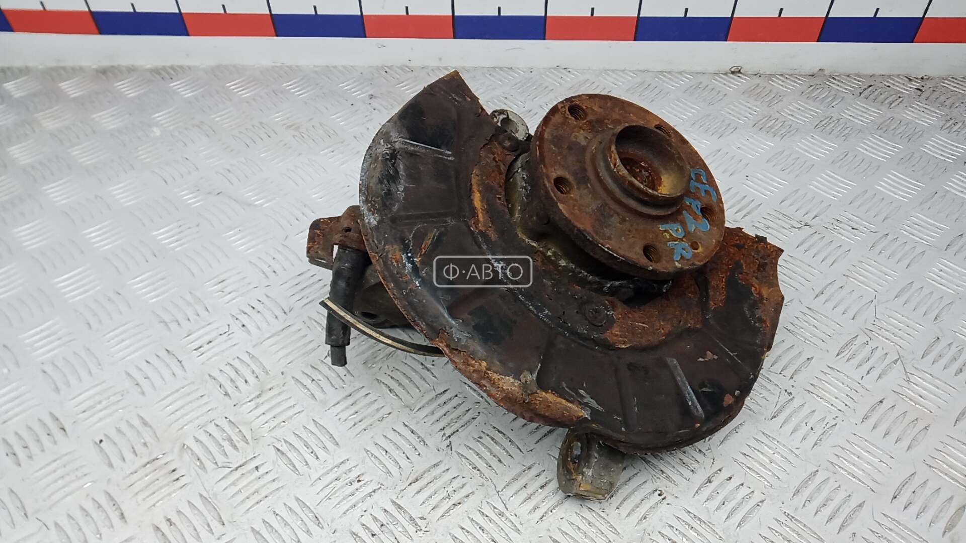 Ступица передняя правая