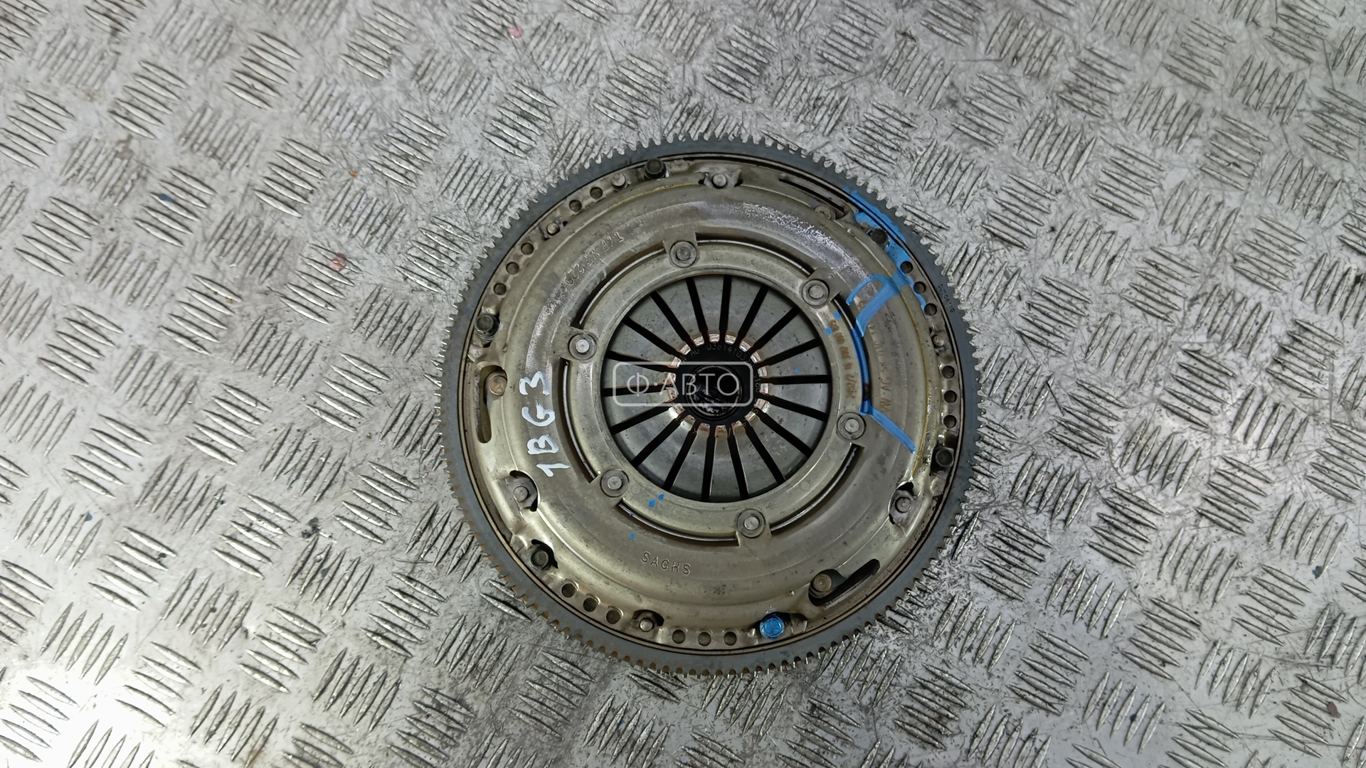 Маховик бензиновый