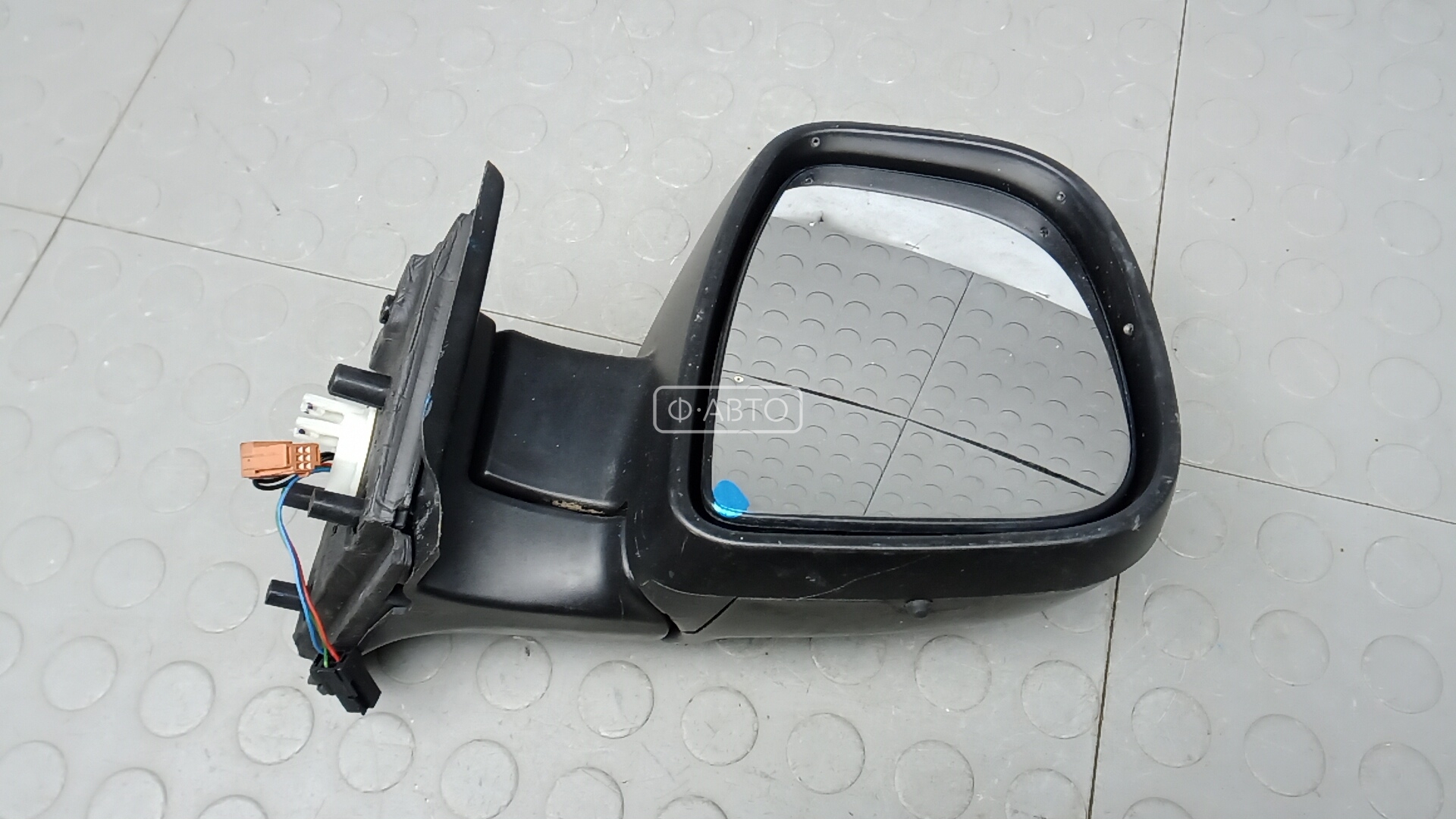 Зеркало наружное правое