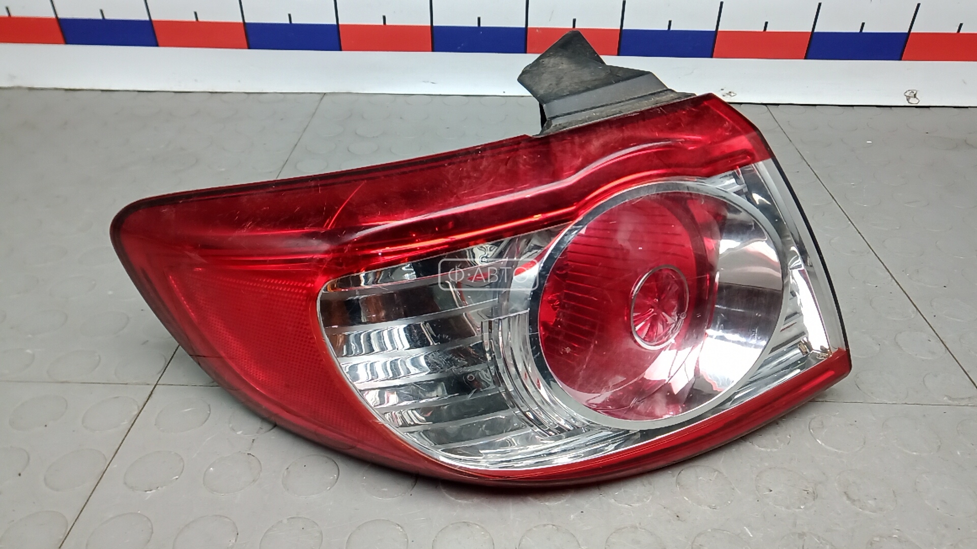 Фонарь задний левый HYUNDAI SANTA FE 2