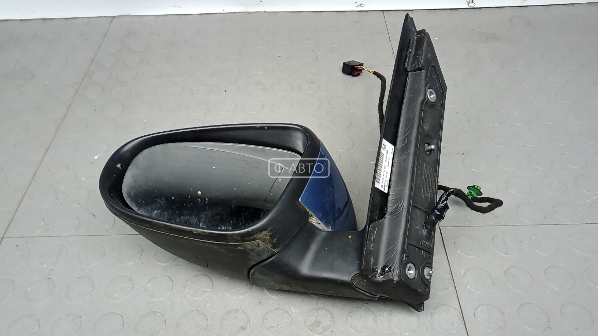Зеркало наружное левое