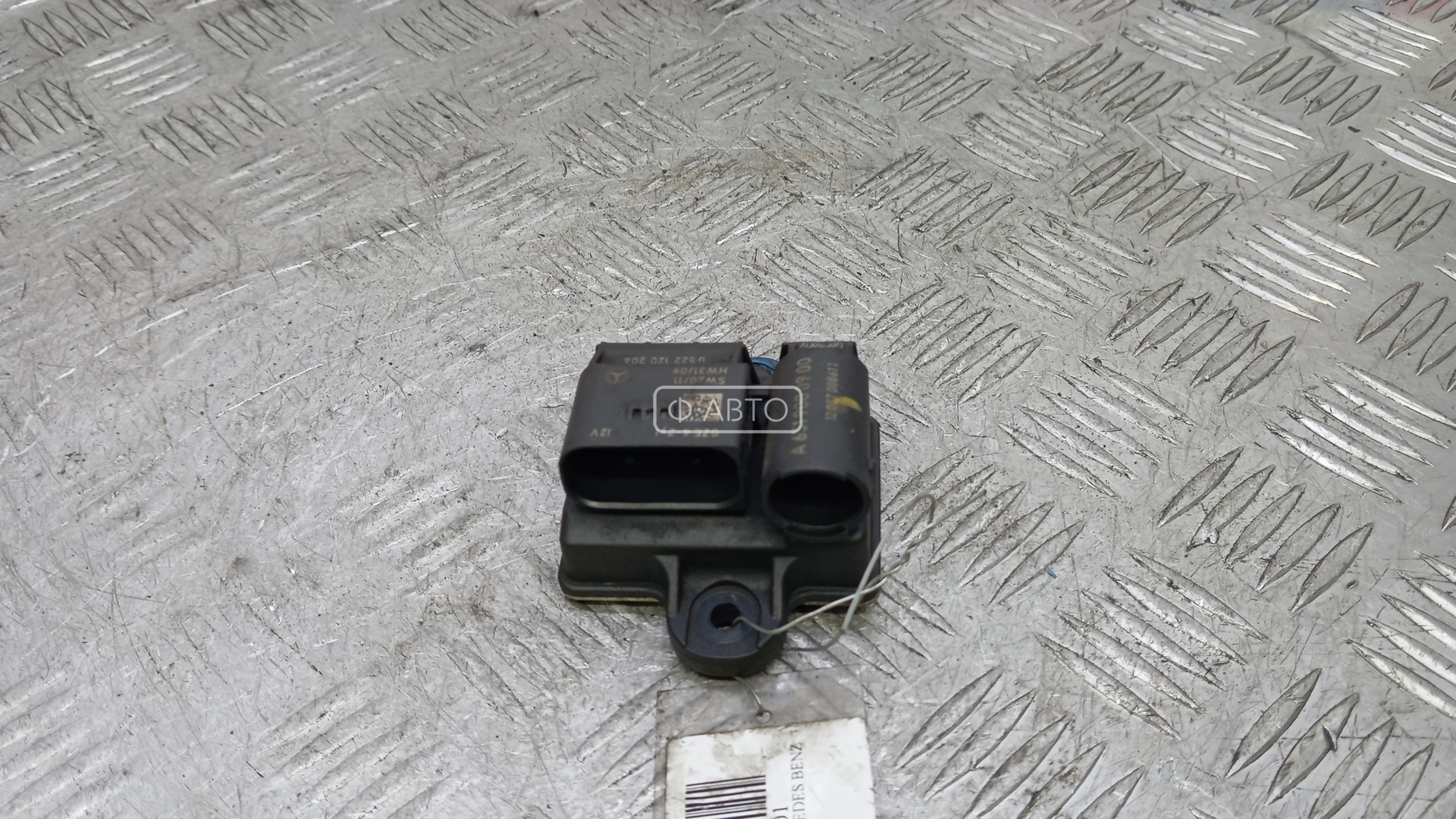 Реле накала свечей MERCEDES BENZ C-CLASS W204