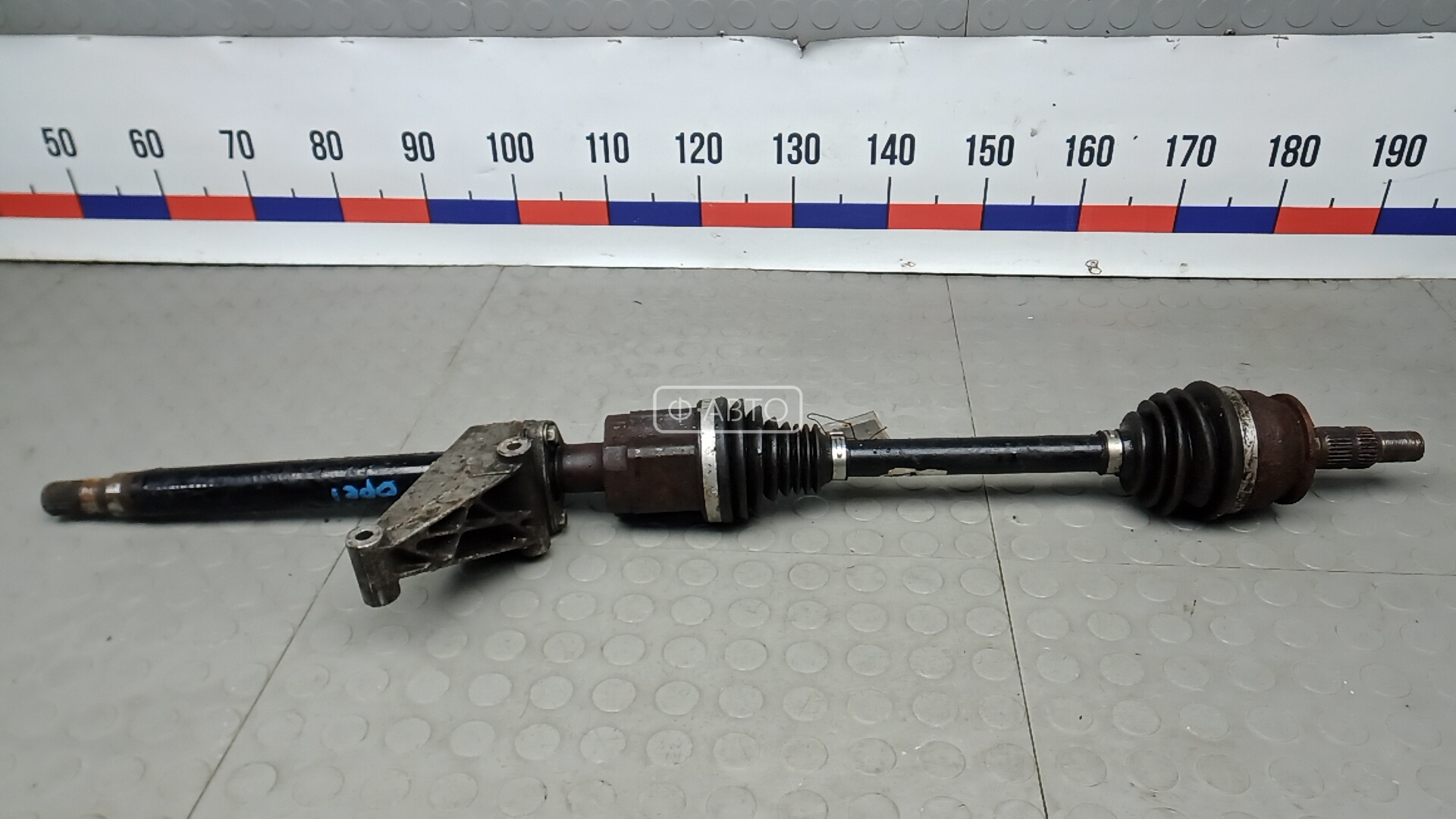 Привод передний правый