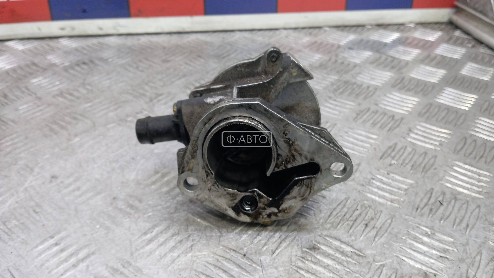 Насос вакуумный