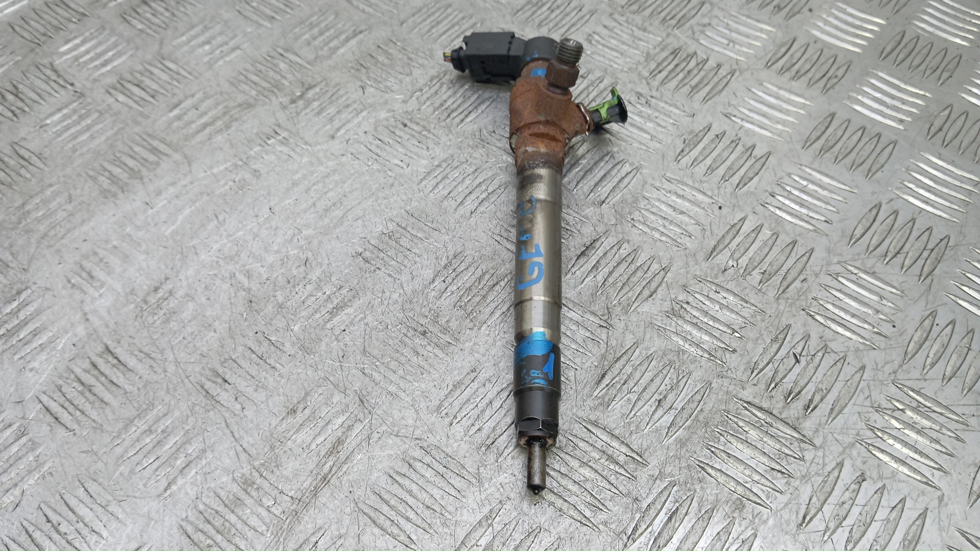 Форсунка дизельная FORD TRANSIT 7