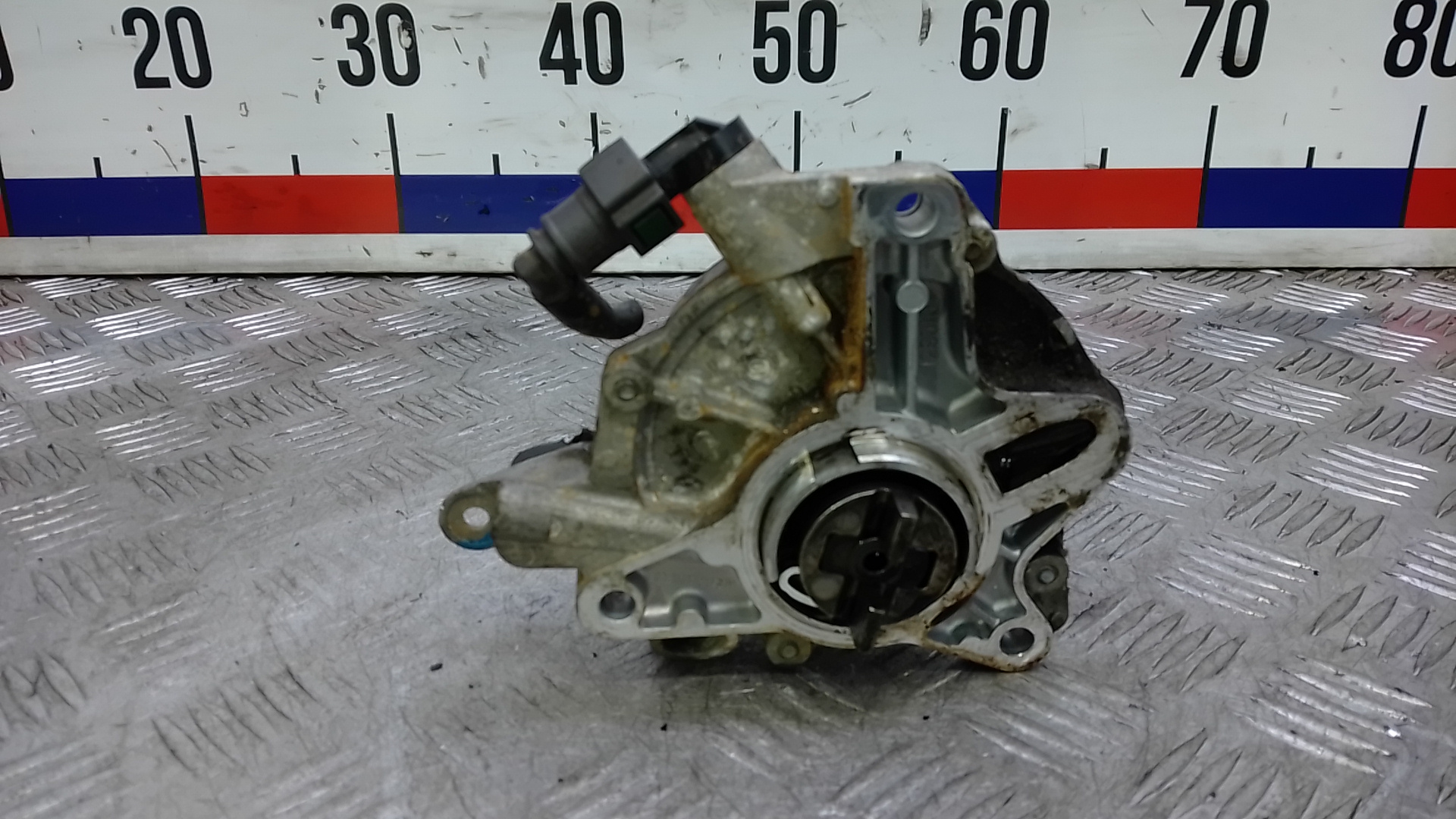 Насос вакуумный FORD MONDEO 4