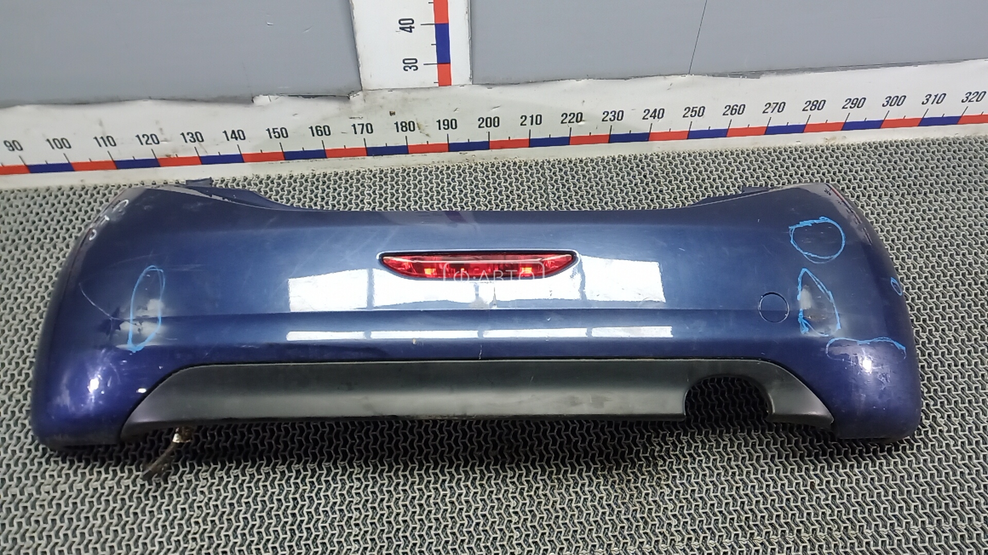 Бампер задний